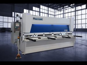 Master Hydraulic Guillotine Shears MS8 3206 with ELGO P40T Touch Screen CNC System
