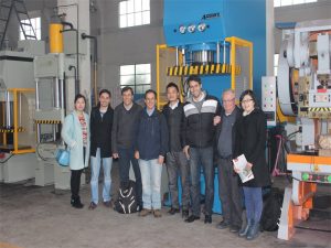 Delegasi Peru Teka Kunjungan Pabrik lan Tuku Mesin