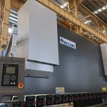 CNC NC otomatis hidraulik horisontal busbar baja logam potong logam lan lenturan tekan tekan rem mesin kanggo Advertisement